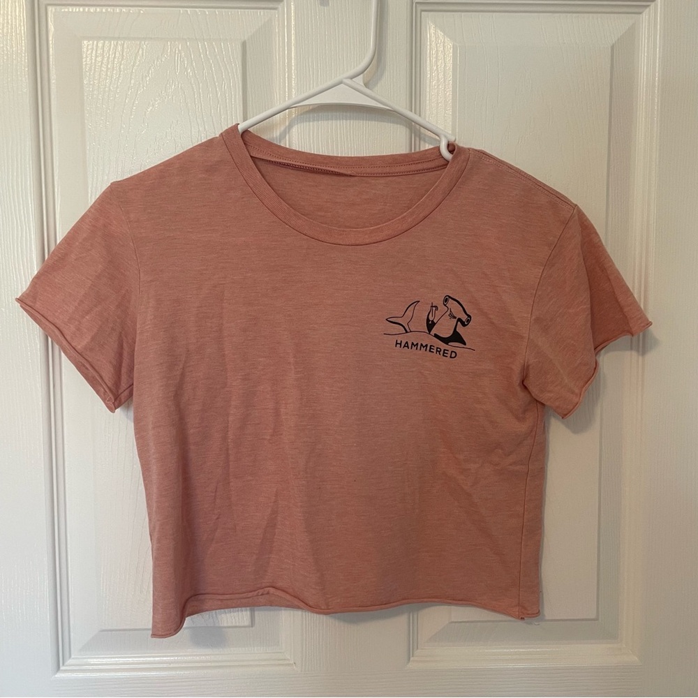 Hammered Graphic Crop Top in Pink